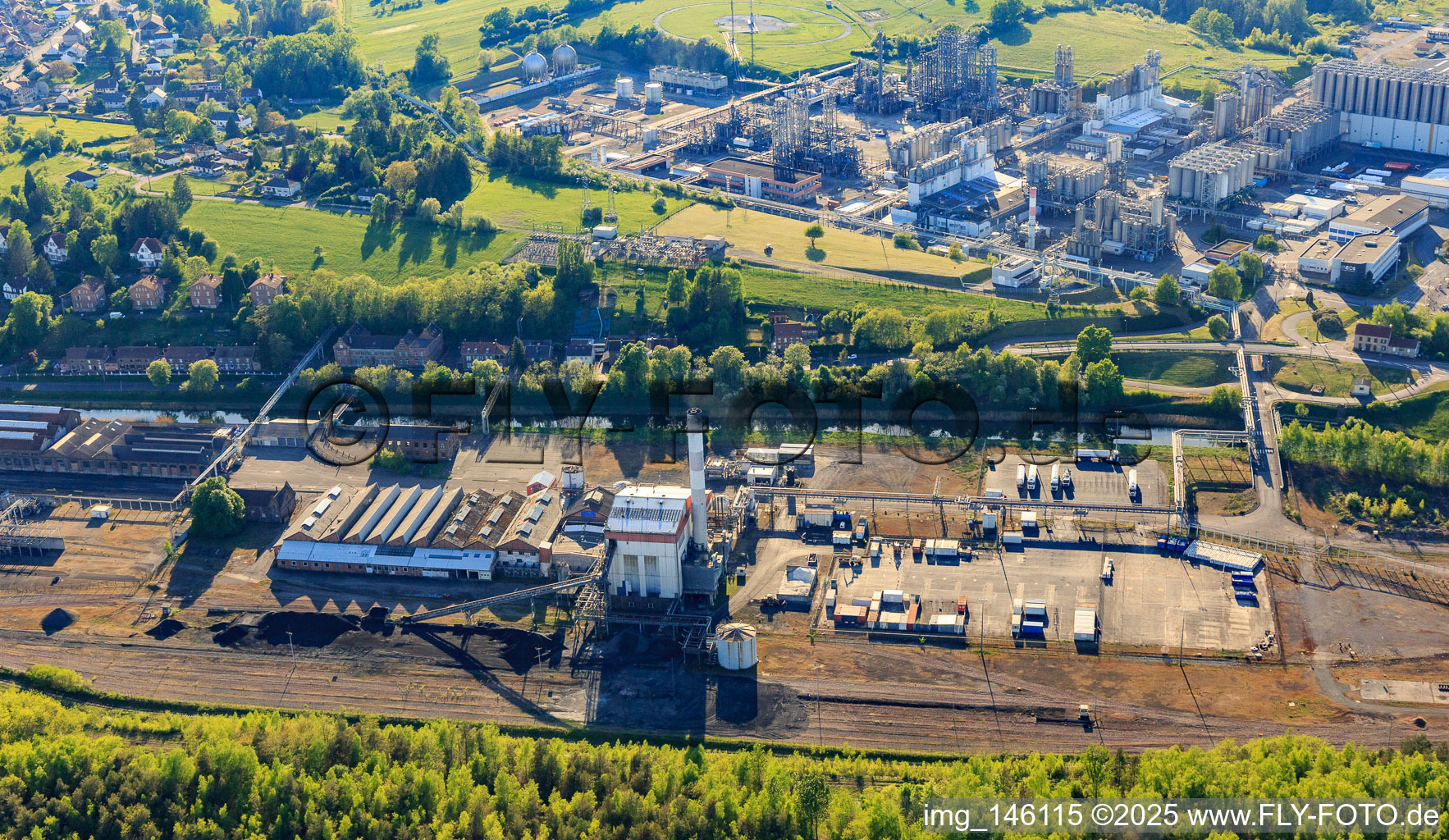 Chemische Anlagen der INEOS Polymers EUROPE Sarralbe am Güterbahnhof in Willerwald im Bundesland Moselle, Frankreich