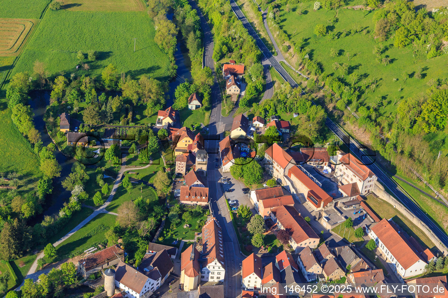 Weinmuseum in der Burg Brattenstein in Röttingen im Bundesland Bayern, Deutschland