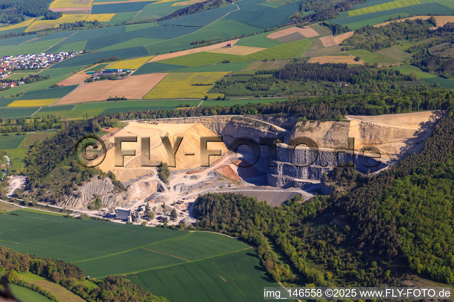 Steinbruch Werbach von SHB-Schotter im Bundesland Baden-Württemberg, Deutschland