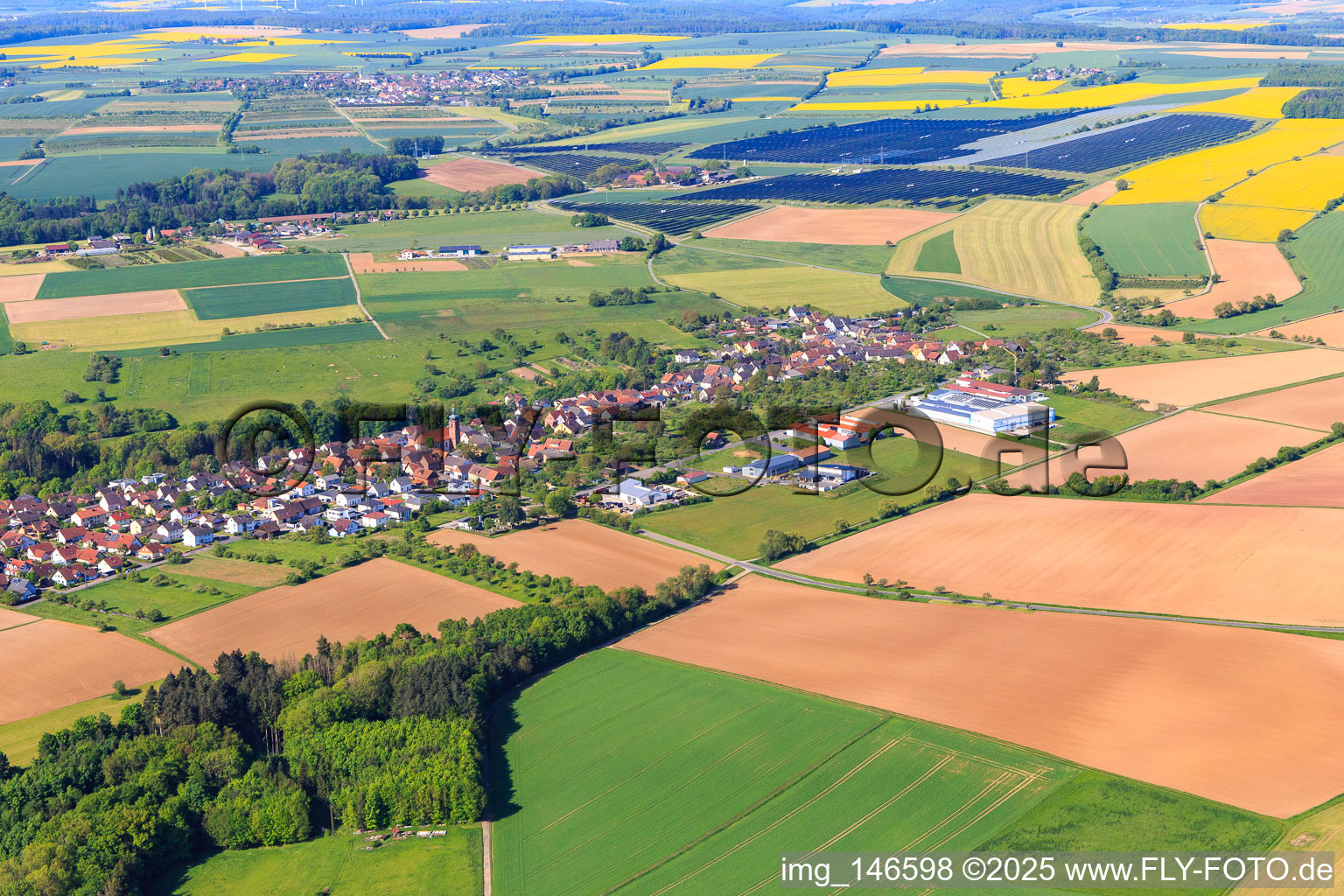 Ortsansicht aus Nordosten im Ortsteil Dörlesberg in Wertheim im Bundesland Baden-Württemberg, Deutschland