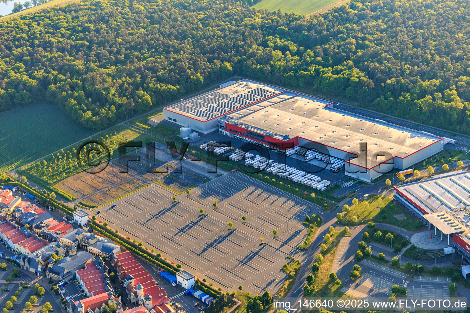 Warema im Ortsteil Bettingen in Wertheim im Bundesland Baden-Württemberg, Deutschland