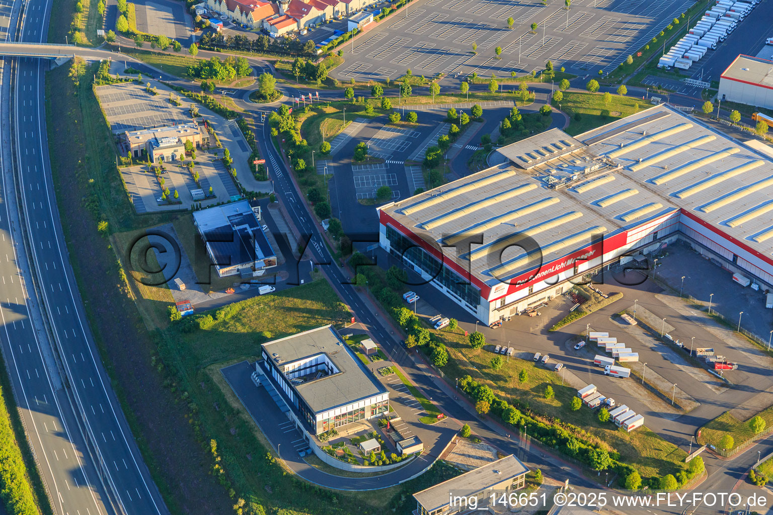 Industriegebiet Almosenberg mit Art of Chocolate Wertheim und WAREMA Sun Forum im Ortsteil Bettingen im Bundesland Baden-Württemberg, Deutschland