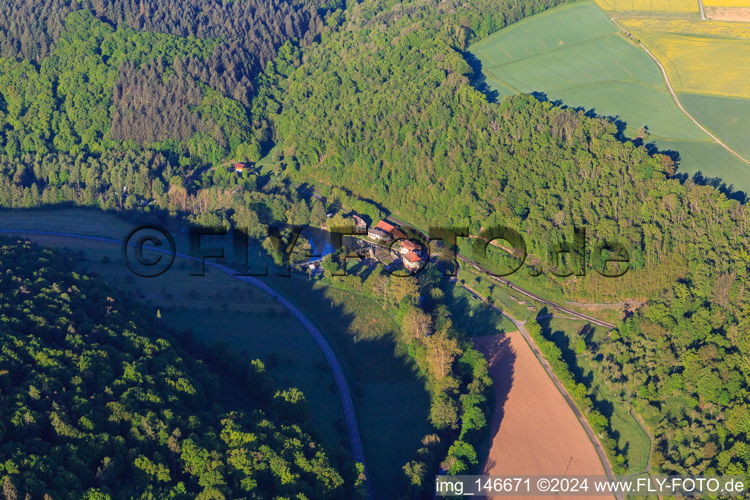 Teilbacher Mühle an der Tauber im Ortsteil Waldenhausen in Wertheim im Bundesland Baden-Württemberg, Deutschland
