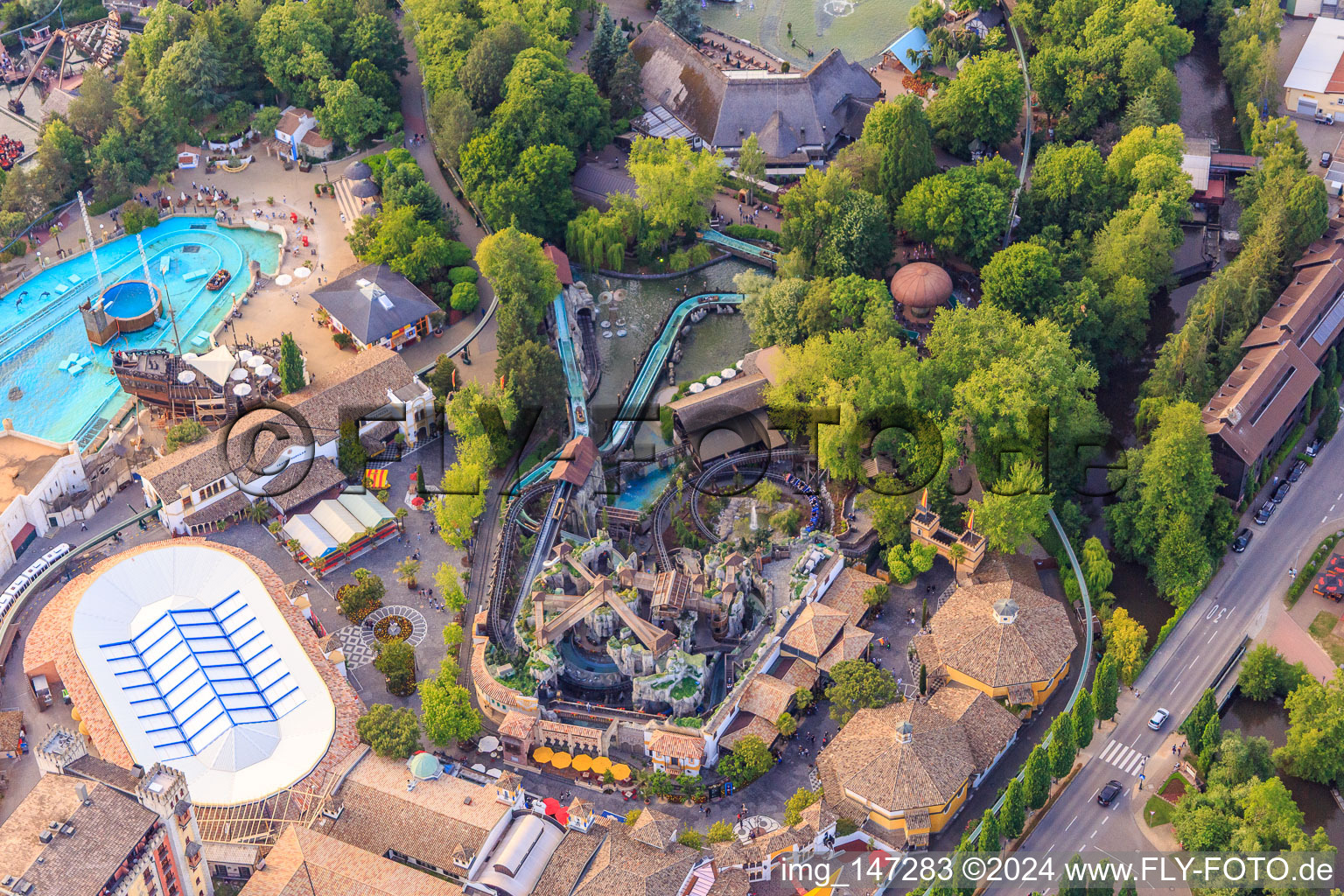 Yomi Abenteuer Trail, EP-Express Station "Spanien" und Spanische Arena des Europapark Rust im Bundesland Baden-Württemberg, Deutschland