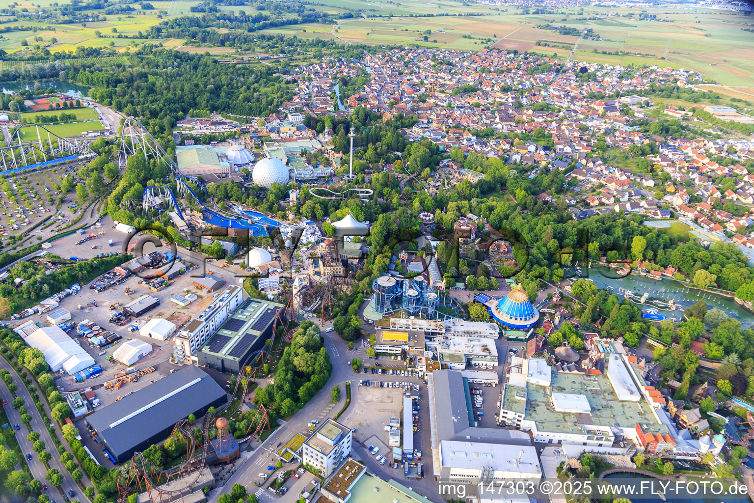 Übersicht klassischer Teil des Europapark Rust im Bundesland Baden-Württemberg, Deutschland