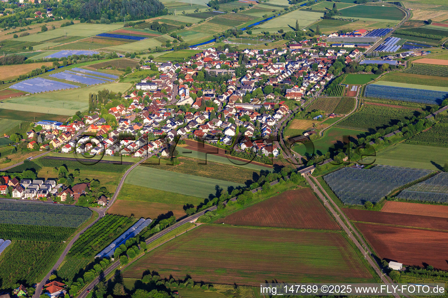 Dorfansicht aus Osten im Ortsteil Buchholz in Waldkirch im Bundesland Baden-Württemberg, Deutschland