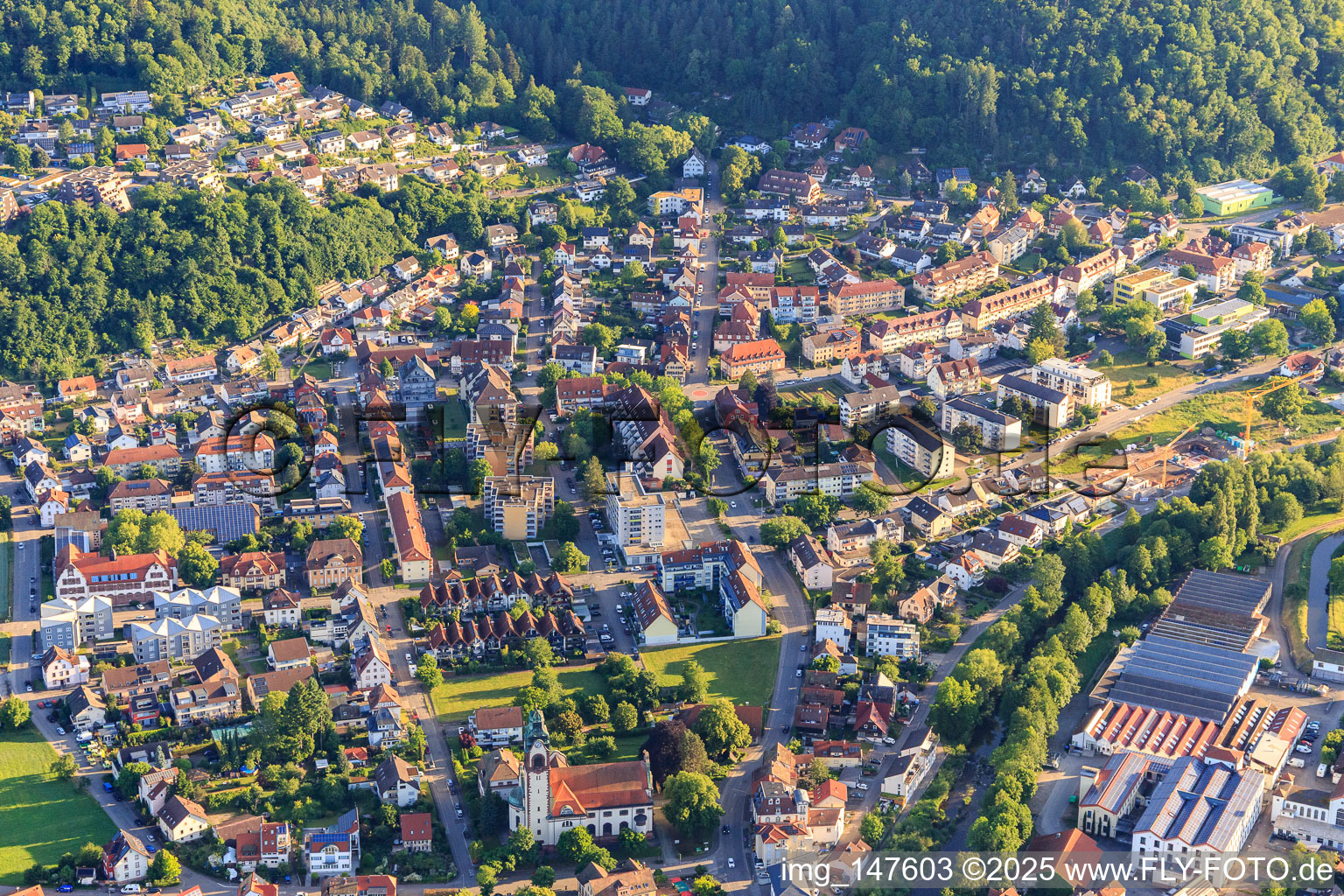 Ortsansicht aus Süden im Ortsteil Kollnau in Waldkirch im Bundesland Baden-Württemberg, Deutschland