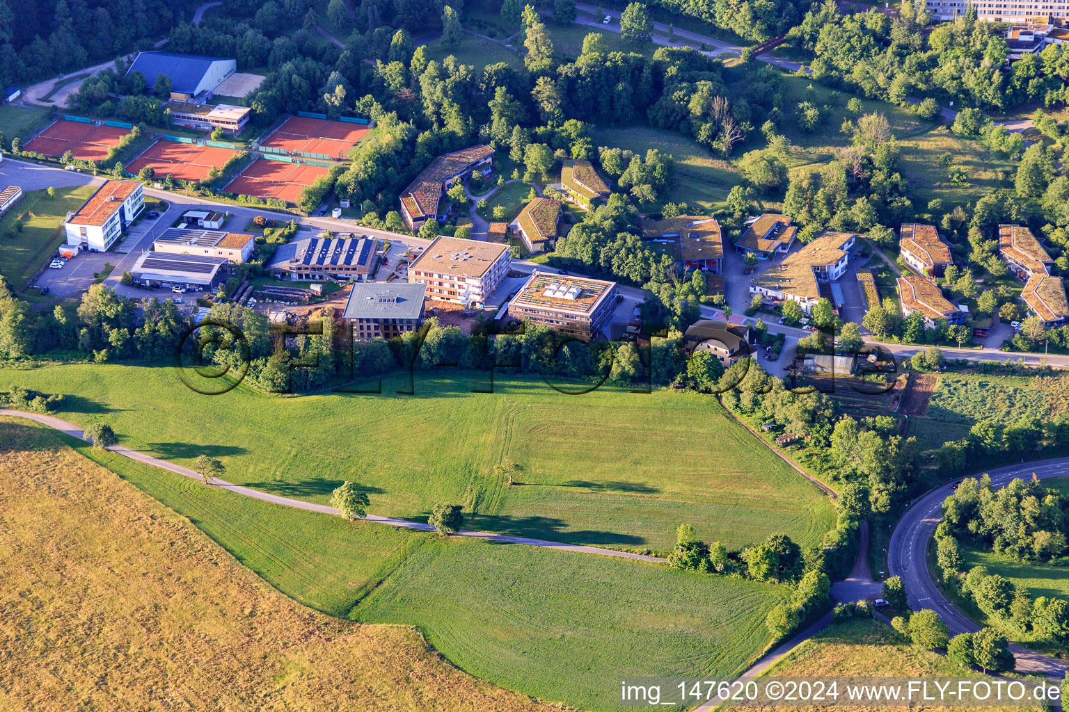Bestattungsunternehmen Dieter Prusnat GmbH & Co. KG und Am Bruckwald | Sozialwerk Breisgau gGmbH in Waldkirch im Bundesland Baden-Württemberg, Deutschland