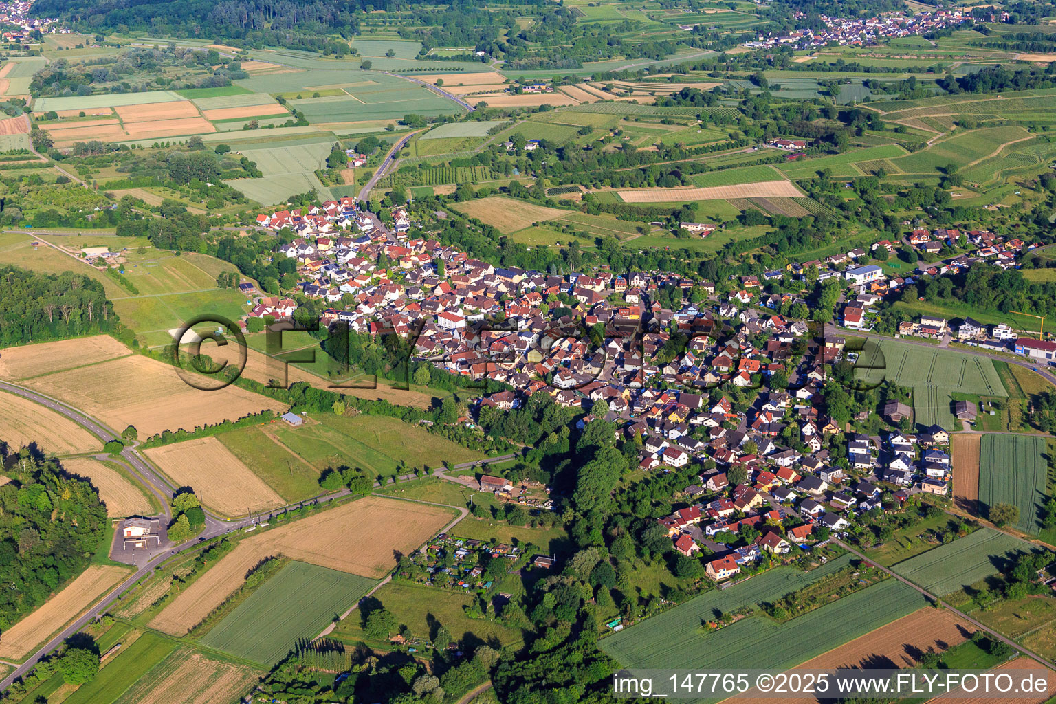 Ortsansicht aus Norden im Ortsteil Wagenstadt in Herbolzheim im Bundesland Baden-Württemberg, Deutschland