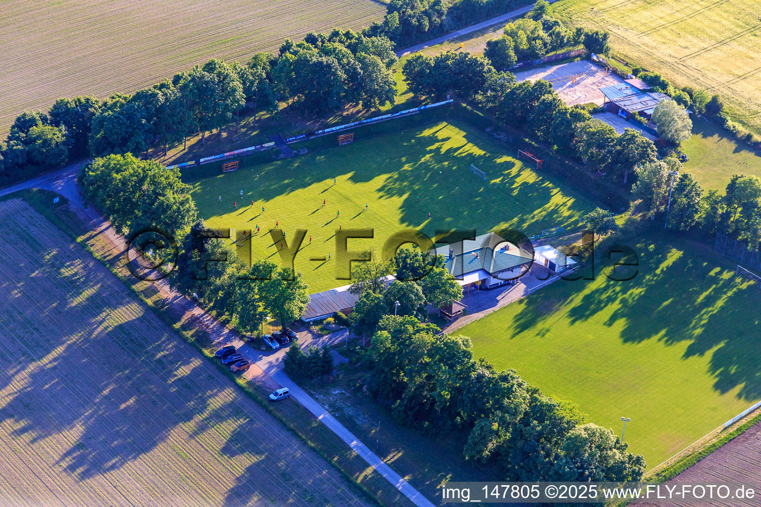 Fussballplatz des SV Gündlingen in Breisach am Rhein im Bundesland Baden-Württemberg, Deutschland