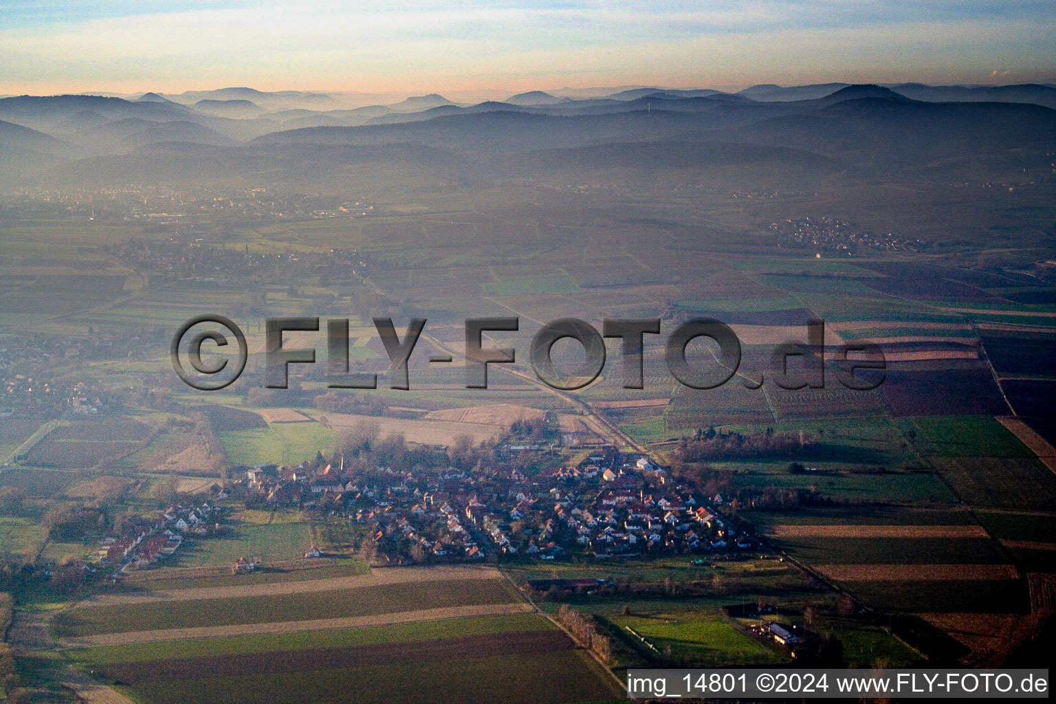 Luftbild von Dorf - Ansicht in Barbelroth im Bundesland Rheinland-Pfalz, Deutschland