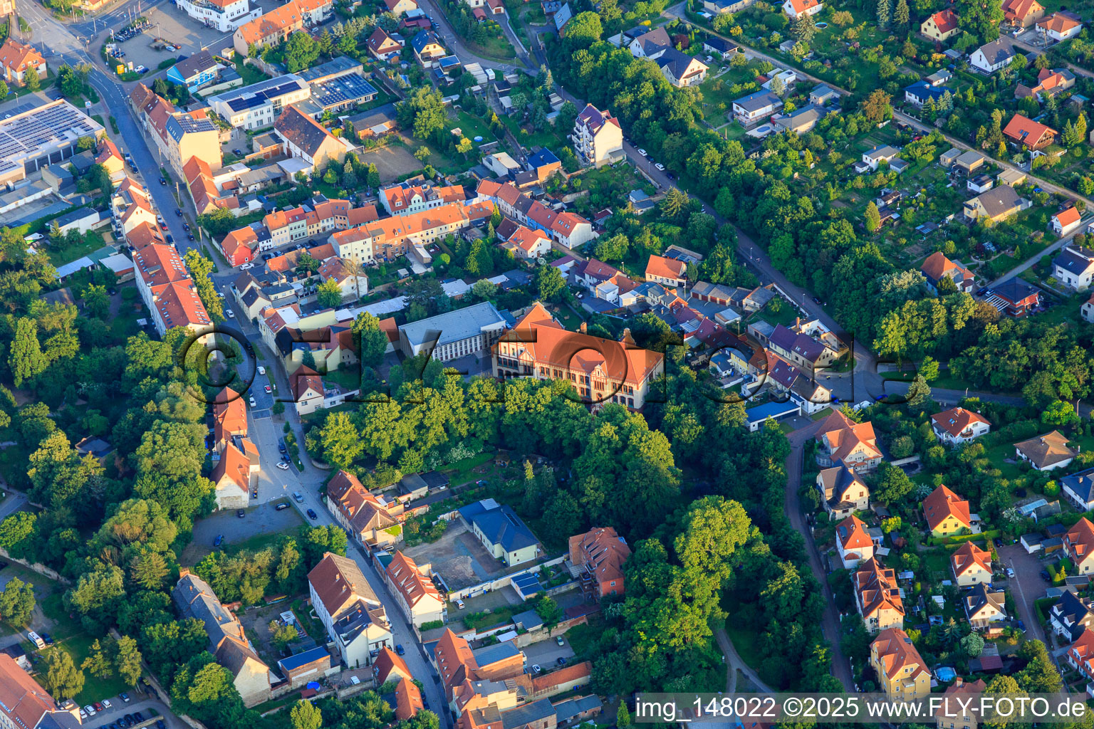 Apothekergraben mit Gymnasium Stephaneum Haus II in Aschersleben im Bundesland Sachsen-Anhalt, Deutschland