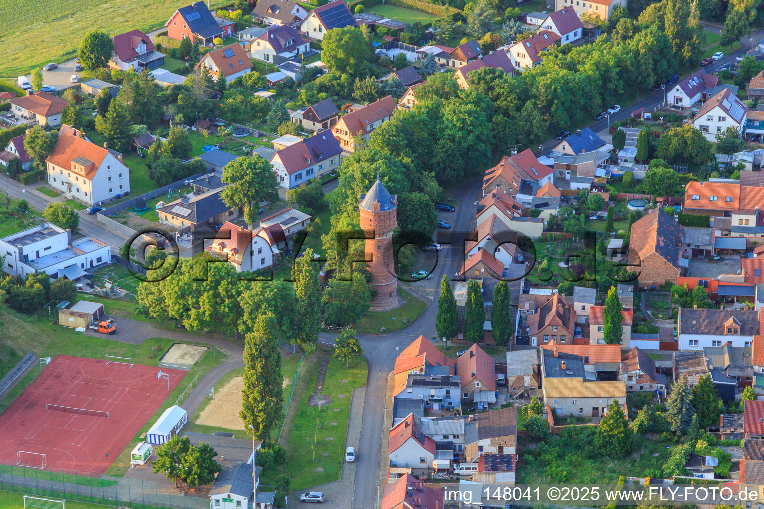 Historischer Wasserturm im Ortsteil Frose in Seeland im Bundesland Sachsen-Anhalt, Deutschland