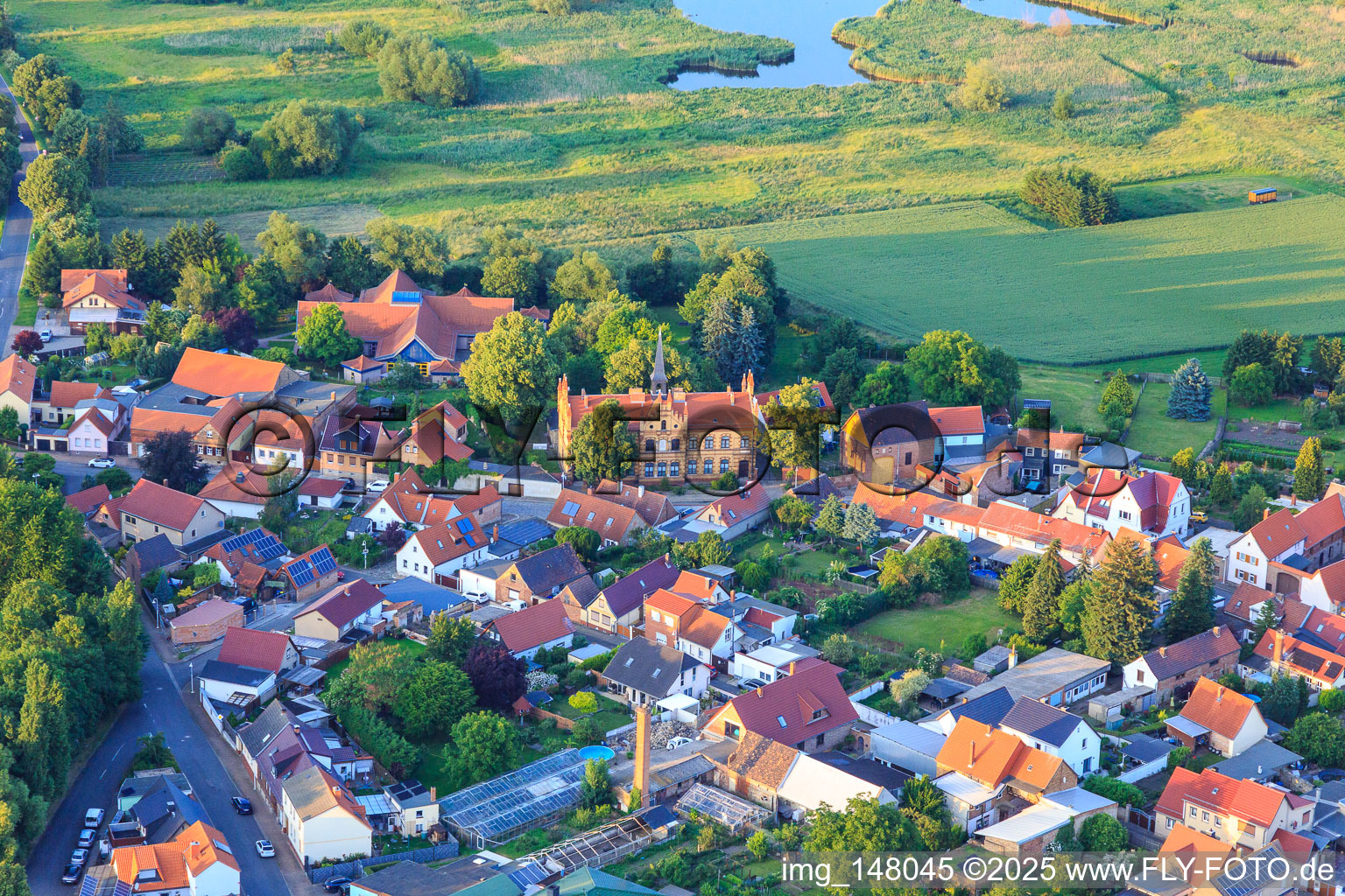 Rathaus / Gemeindeverwaltung im Ortsteil Frose in Seeland im Bundesland Sachsen-Anhalt, Deutschland