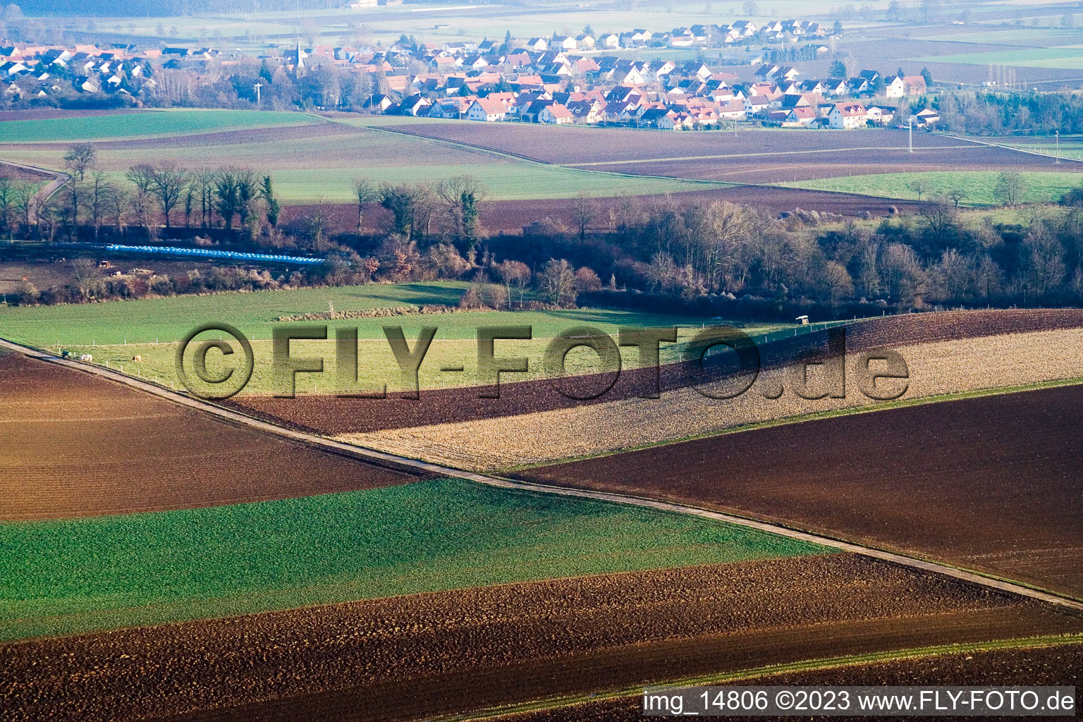 Luftbild von Freckenfeld von Westen im Bundesland Rheinland-Pfalz, Deutschland
