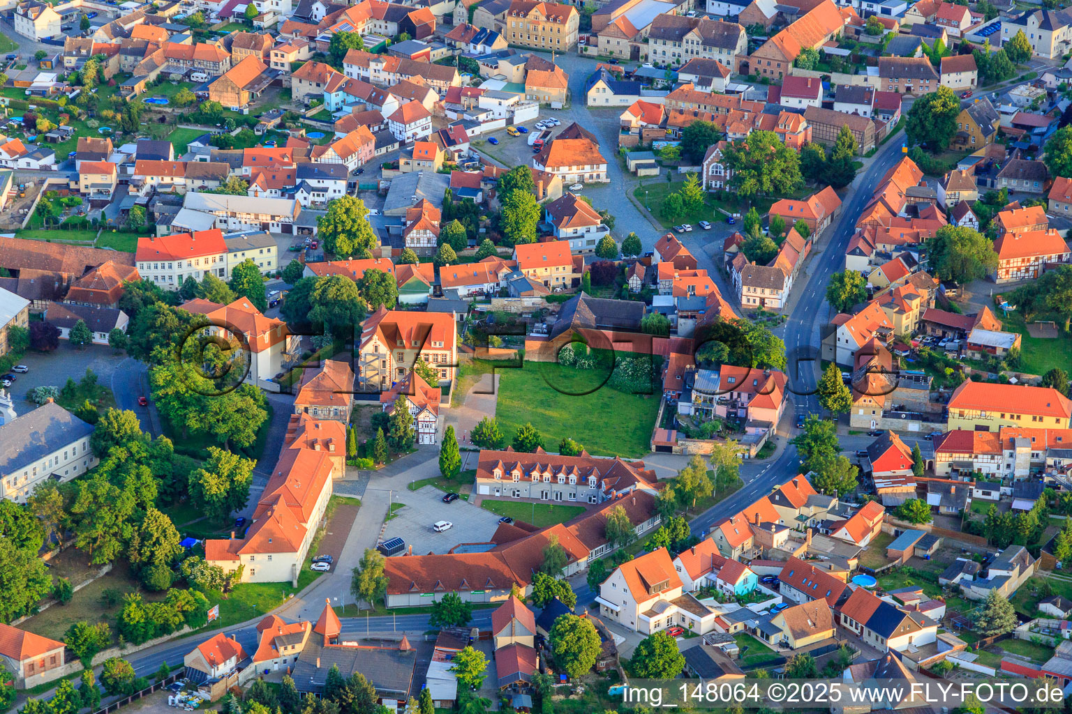 Domäne und Grundschule Prinzenhaus im Ortsteil Hoym in Seeland im Bundesland Sachsen-Anhalt, Deutschland