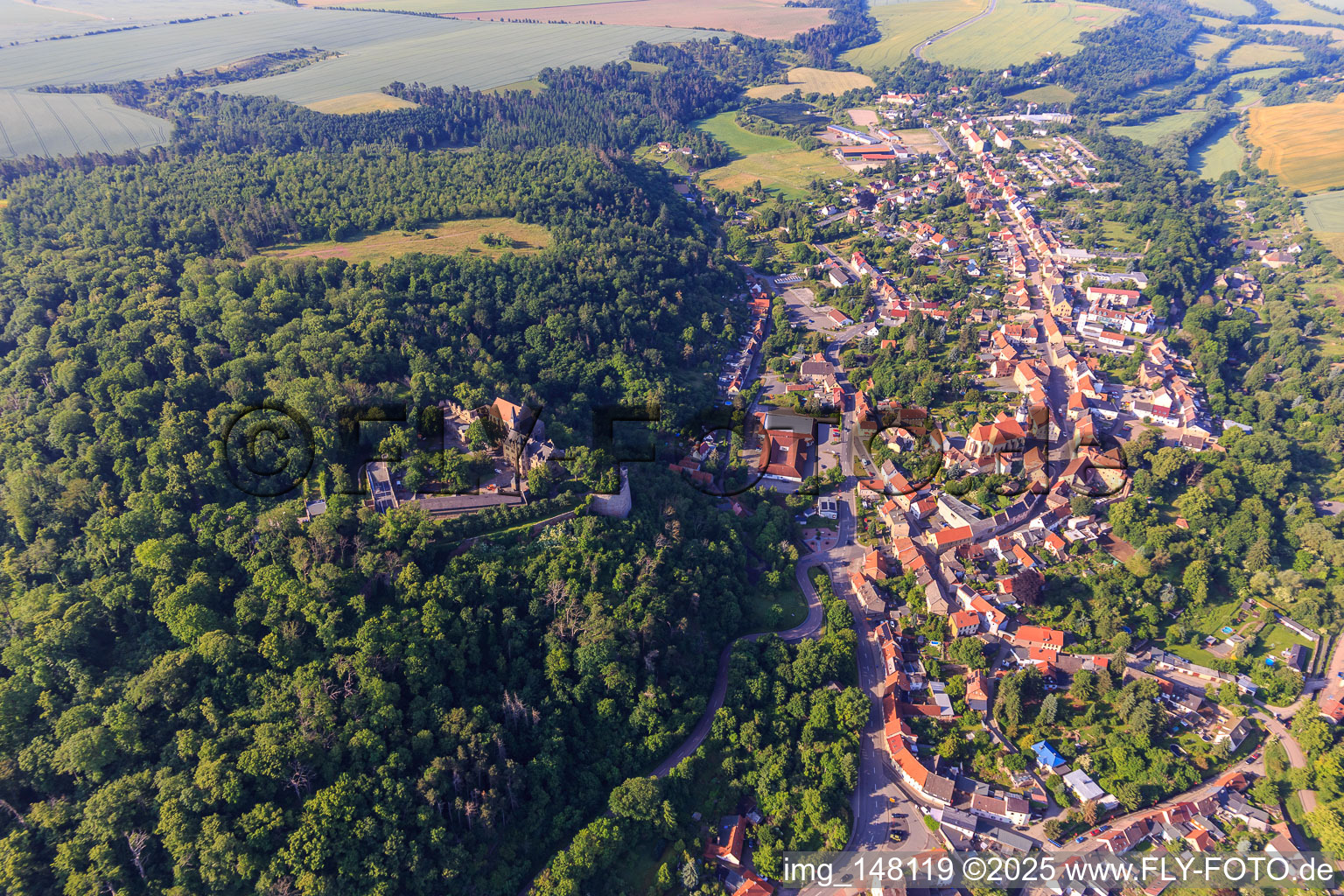 Lutherstraße und B86 in Mansfeld im Bundesland Sachsen-Anhalt, Deutschland
