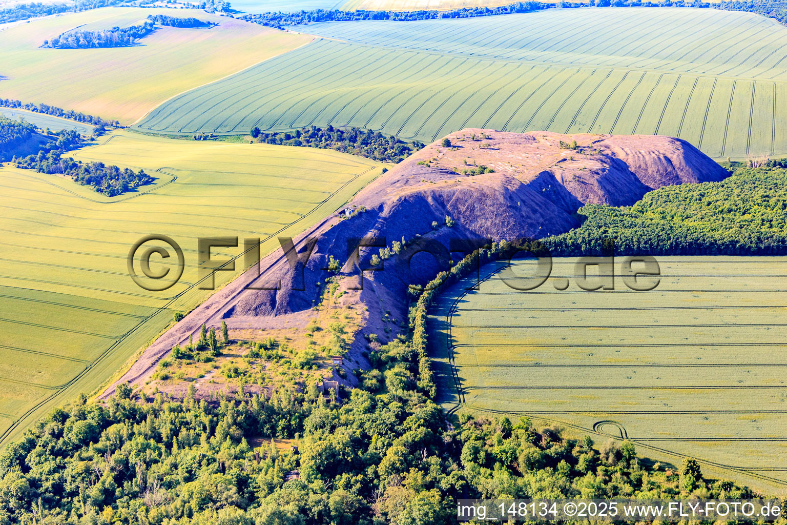 Abraumhalde des Zirkelschacht in Klostermansfeld im Bundesland Sachsen-Anhalt, Deutschland
