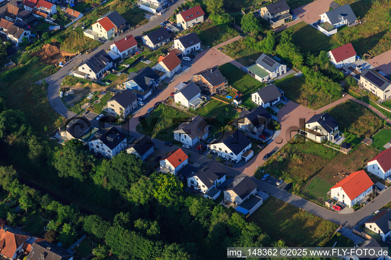 Schrägluftbild von Neubaugebiet K2 in Kandel im Bundesland Rheinland-Pfalz, Deutschland