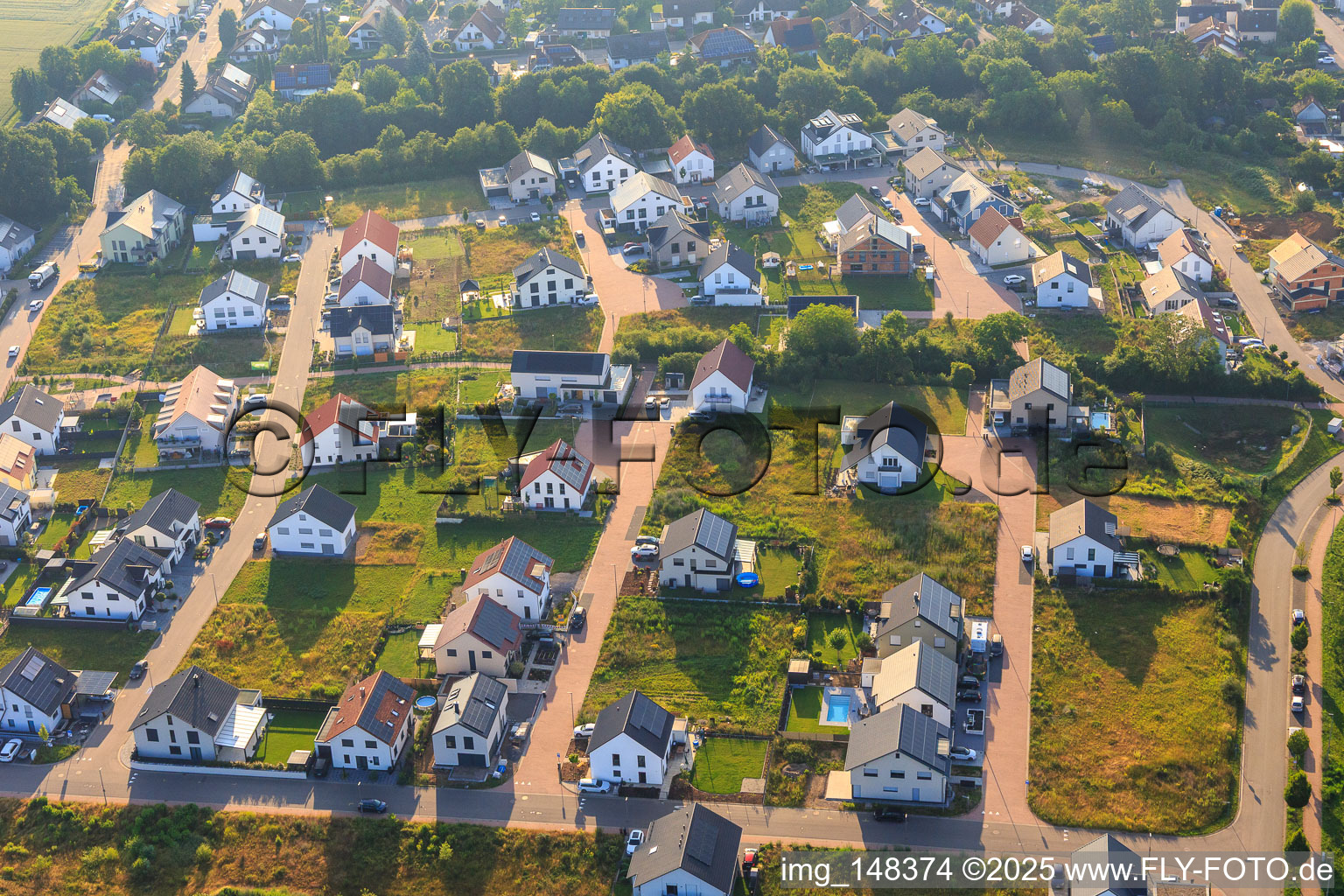 Drohnenaufname von Neubaugebiet K2 in Kandel im Bundesland Rheinland-Pfalz, Deutschland
