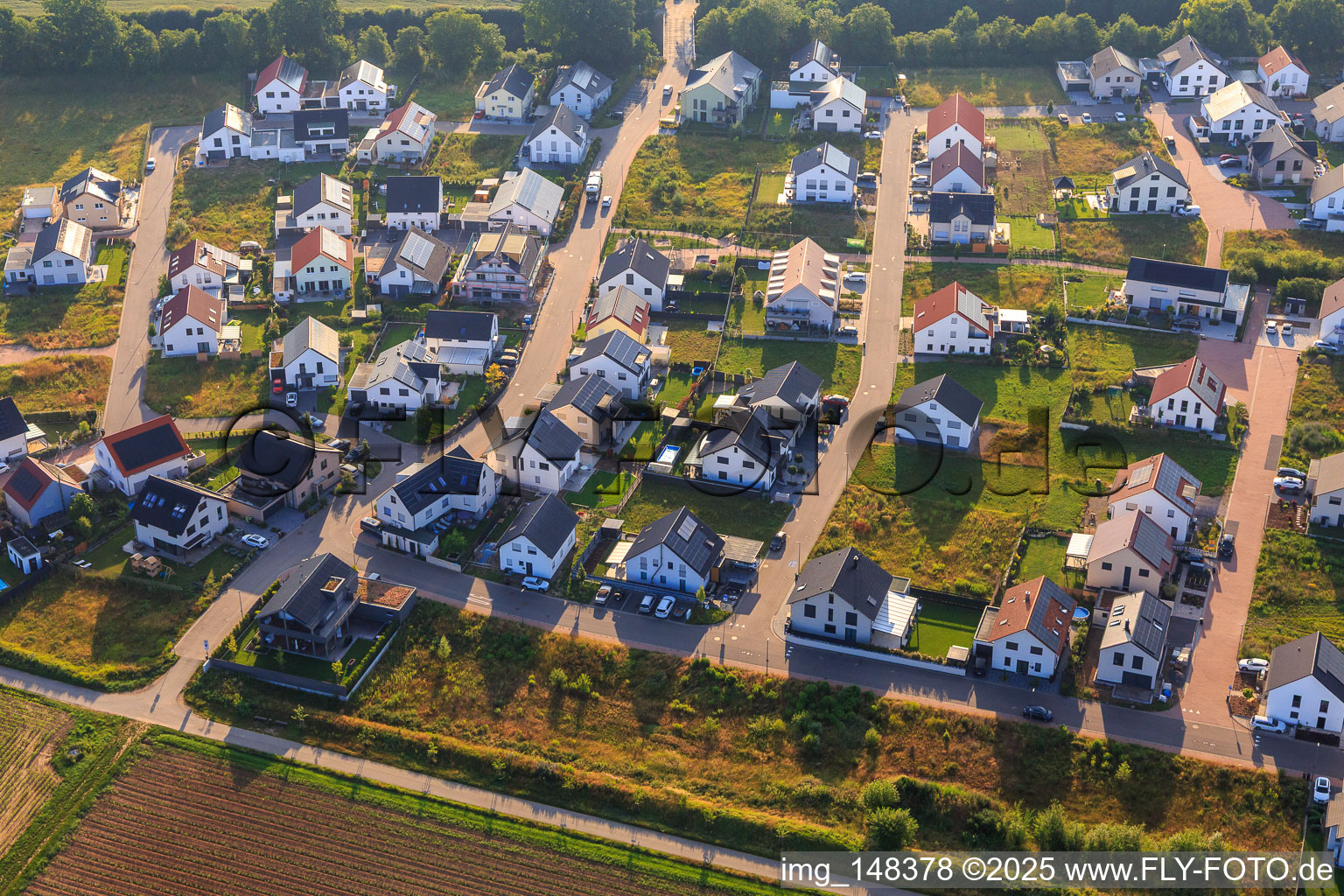 Neubaugebiet K2 in Kandel im Bundesland Rheinland-Pfalz, Deutschland von der Drohne aus gesehen