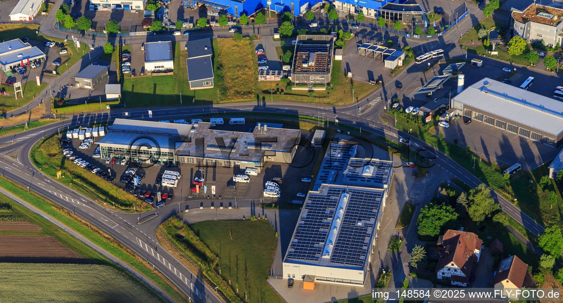 Gewerbegebiet Berner Feld mit CARSIG GmbH und Kirch – engineering and products GmbH in Rottweil im Bundesland Baden-Württemberg, Deutschland