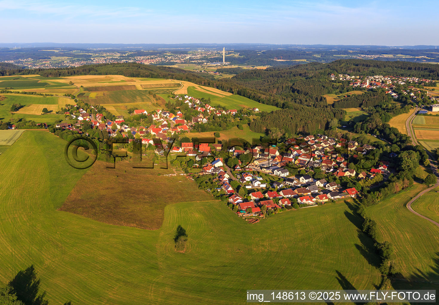 Dorfansicht aus Osten im Ortsteil Zepfenhan in Rottweil im Bundesland Baden-Württemberg, Deutschland