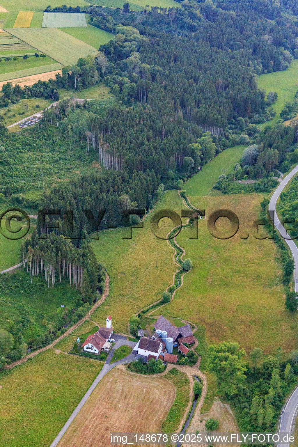 Fischersmühle im Tal der Schlichem im Ortsteil Täbingen in Rosenfeld im Bundesland Baden-Württemberg, Deutschland