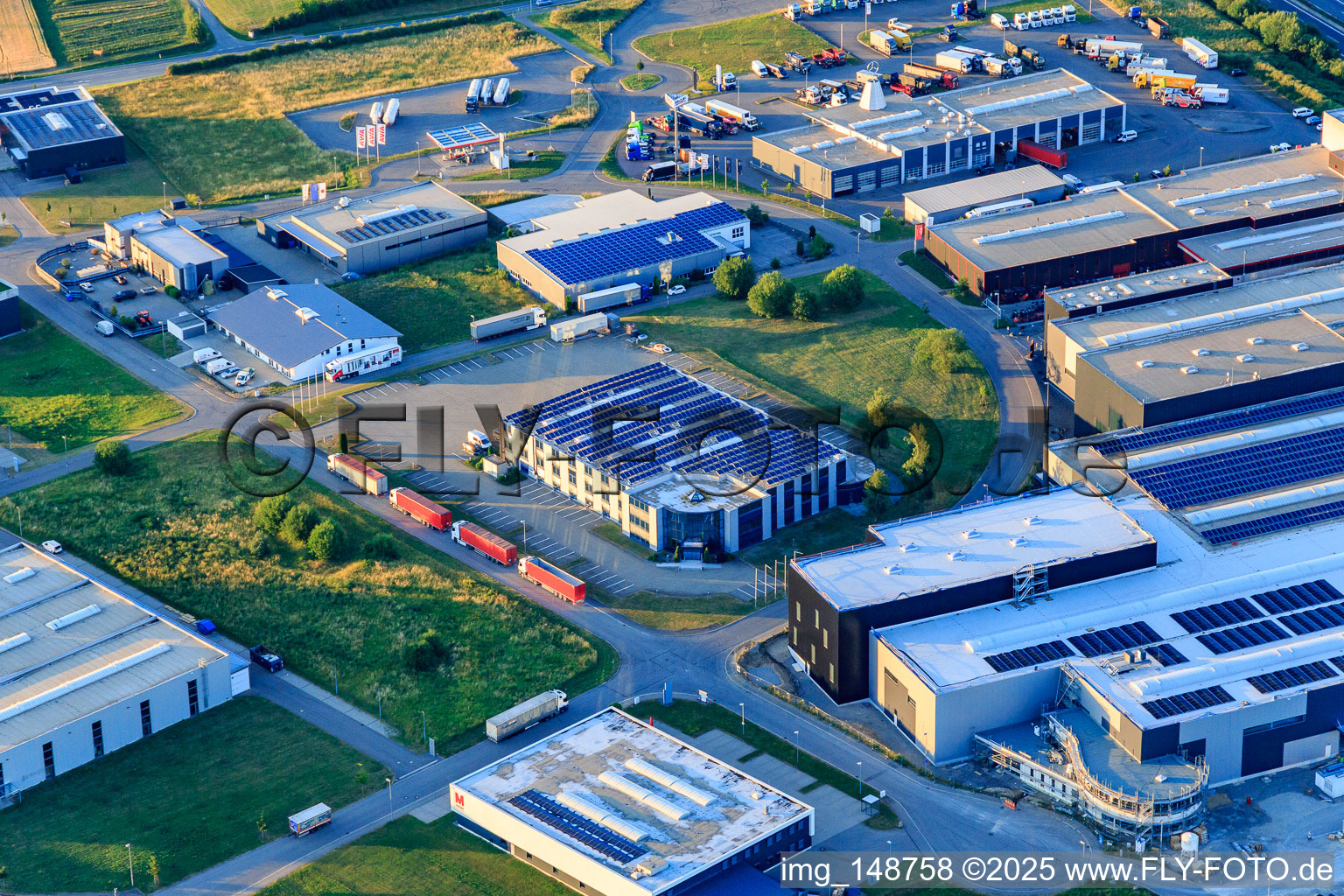 Acp systems AG und ACI Systems GmbH in Zimmern ob Rottweil im Bundesland Baden-Württemberg, Deutschland