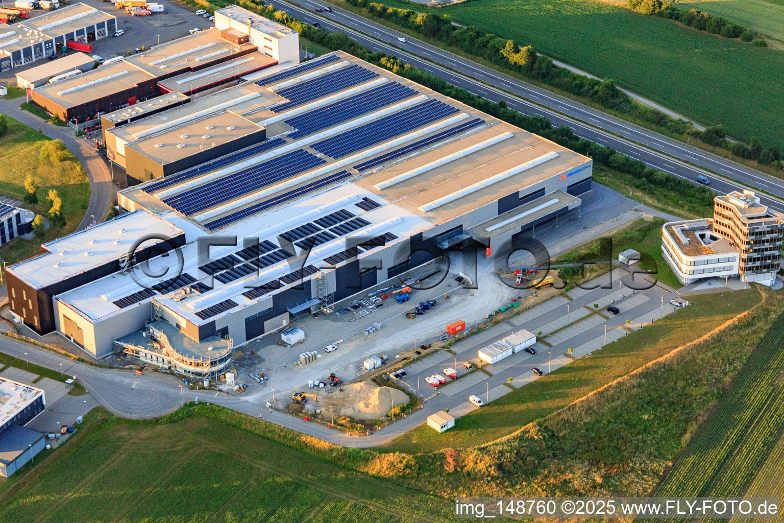 Luftbild von Bucher Stahlhandel GmbHm B.A.H. Personaldienste GmbH und weisenburger bau GmbH in Zimmern ob Rottweil im Bundesland Baden-Württemberg, Deutschland