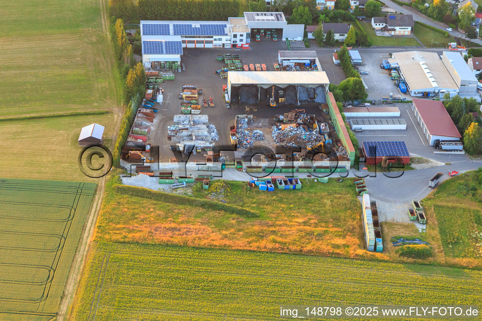 Entsorgungsunternehmen Bihl GmbH im Ortsteil Herrenzimmern in Bösingen im Bundesland Baden-Württemberg, Deutschland