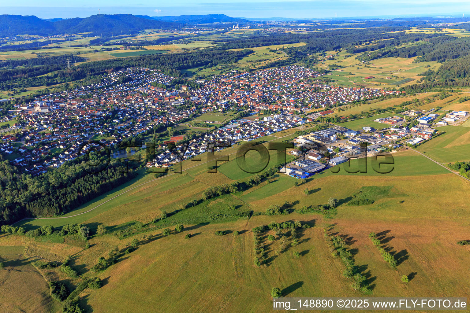 Ortsübersicht aus Norden in Geislingen im Bundesland Baden-Württemberg, Deutschland