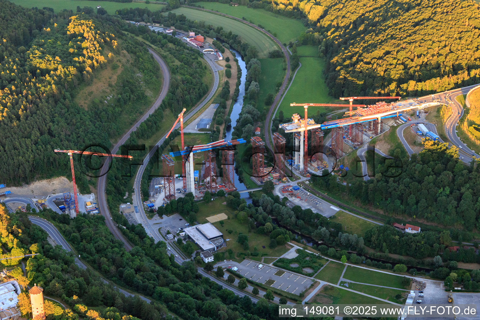 Luftbild von Baustelle der Neckartalhochbrücke Horb am Neckar zur Überquerung des Neckars für die B32 / B28 im Ortsteil Nordstetten im Bundesland Baden-Württemberg, Deutschland