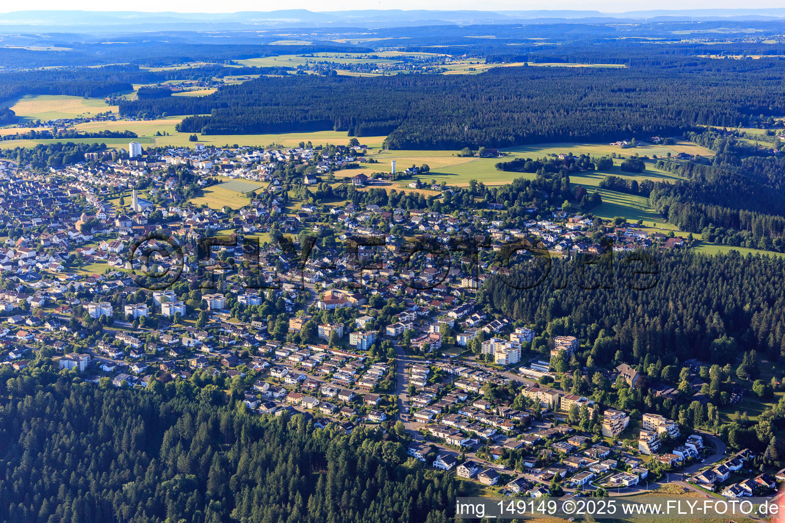 Luftbild von Ortsansicht von Norden im Ortsteil Sulgen in Schramberg im Bundesland Baden-Württemberg, Deutschland