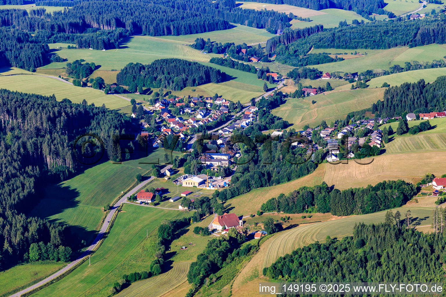 Dorfansicht aus Nordosten im Ortsteil Brigach in St. Georgen im Schwarzwald im Bundesland Baden-Württemberg, Deutschland
