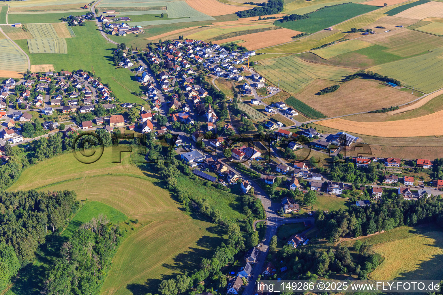 Dorfansicht von Süden im Ortsteil Lackendorf in Dunningen im Bundesland Baden-Württemberg, Deutschland