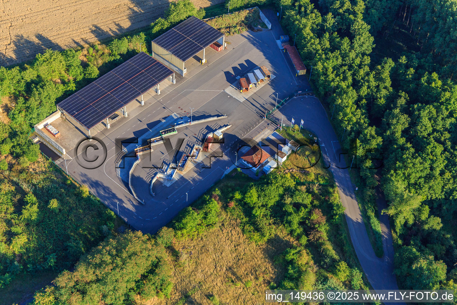 Luftbild von Wertstoffwirtschaftszentrum Süd SÜW im Ortsteil Ingenheim in Billigheim-Ingenheim im Bundesland Rheinland-Pfalz, Deutschland