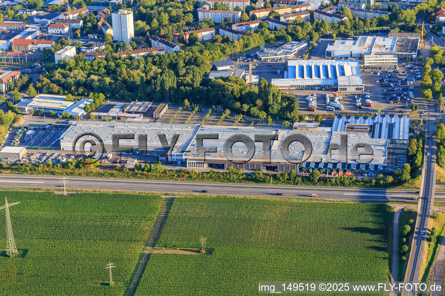 OBI (früher Gillet Baumarkt GmbH) in Landau in der Pfalz im Bundesland Rheinland-Pfalz, Deutschland