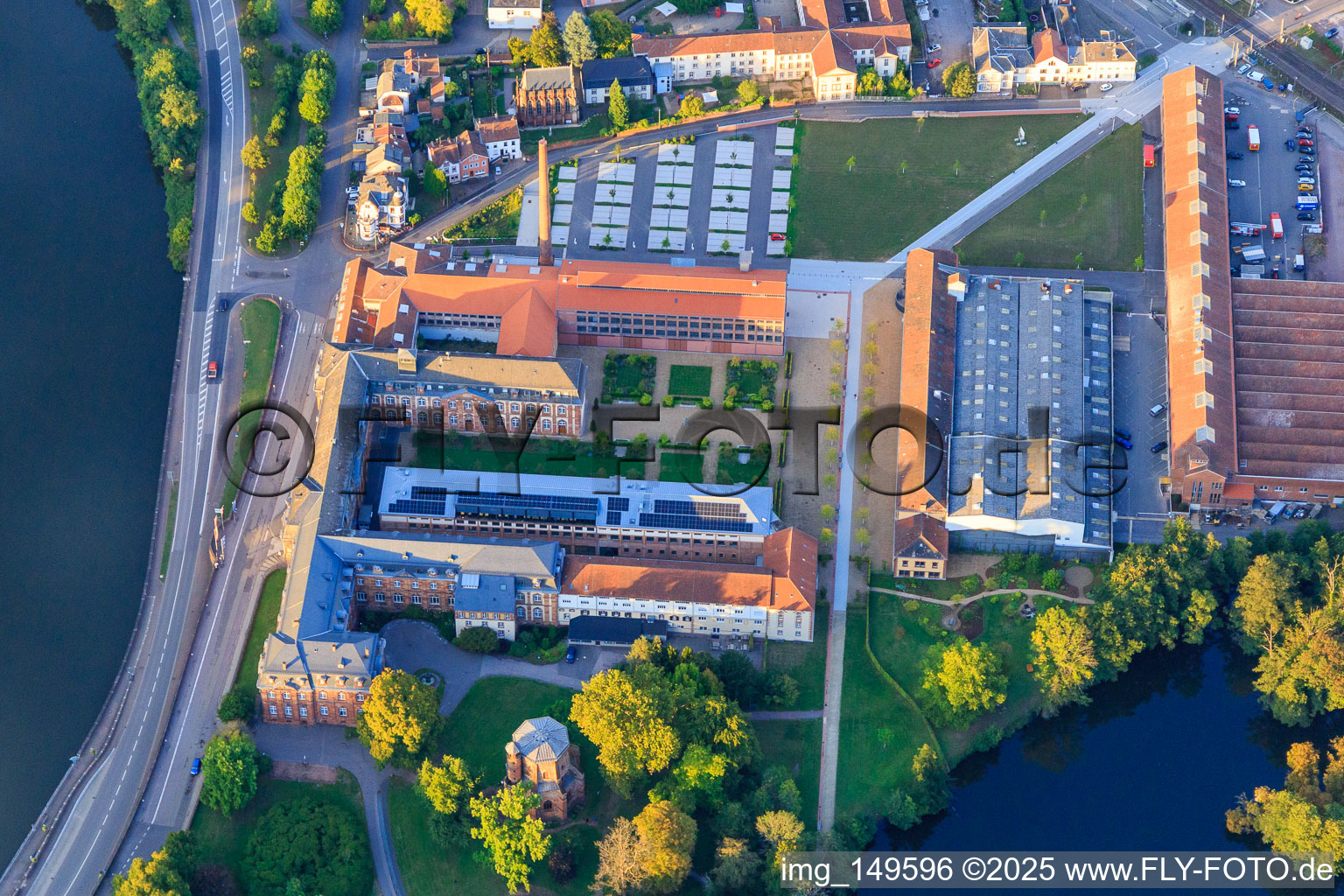 Museum Villeroy & Boch Welt und Villeroy & Boch Outlet Mettlach im Bundesland Saarland, Deutschland