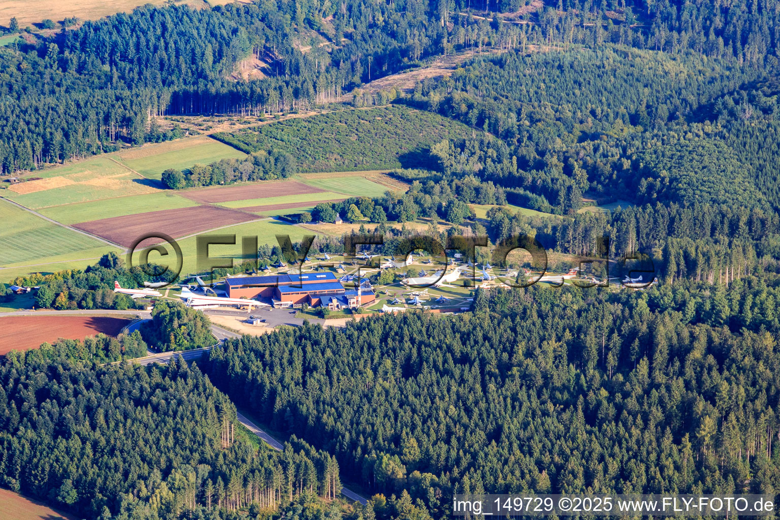 Flugzeugmuseum Flugausstellung P. Junior im Ortsteil Abtei in Hermeskeil im Bundesland Rheinland-Pfalz, Deutschland