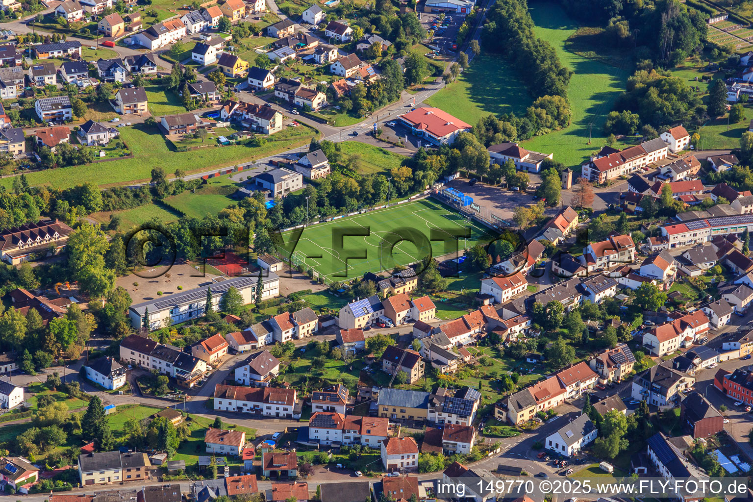 Fußballplatz des SV Limbach in Schmelz im Bundesland Saarland, Deutschland