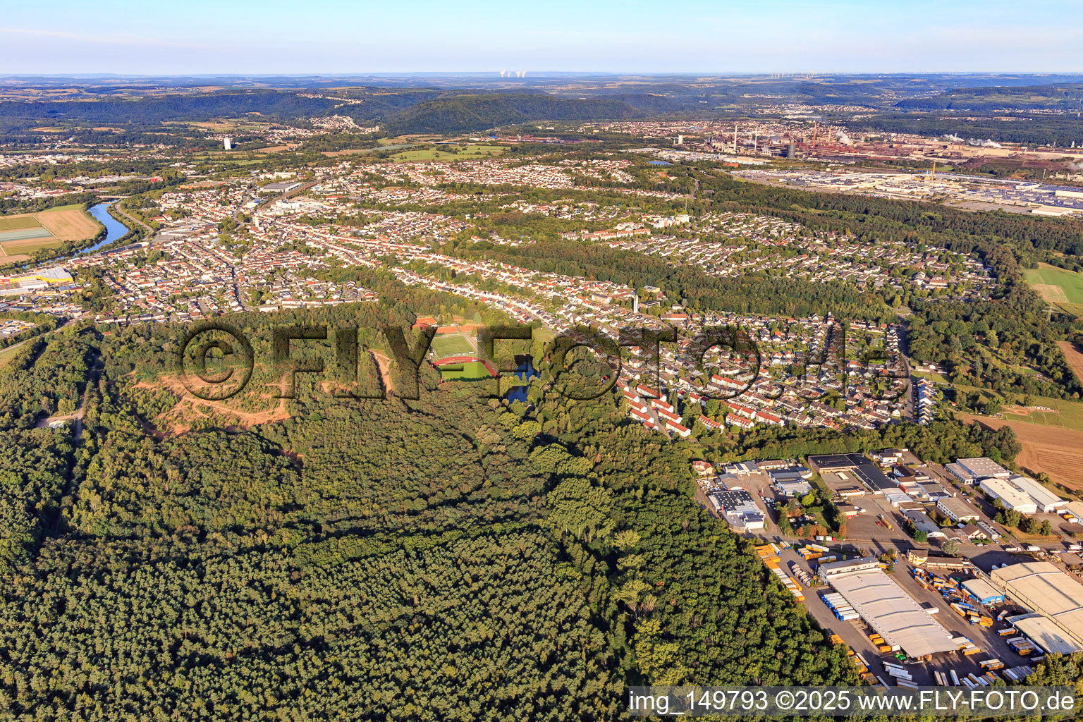 Fraulautern von Osten in Saarlouis im Bundesland Saarland, Deutschland