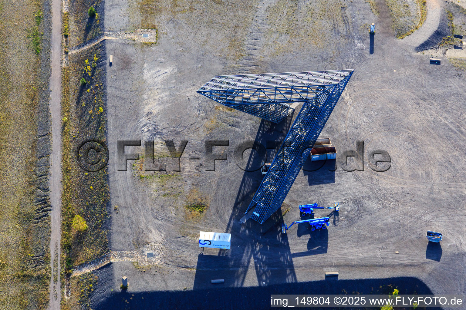 Saarpolygon "Tor in die Zukunft" auf der Bergenhalde in Ensdorf im Bundesland Saarland, Deutschland von oben