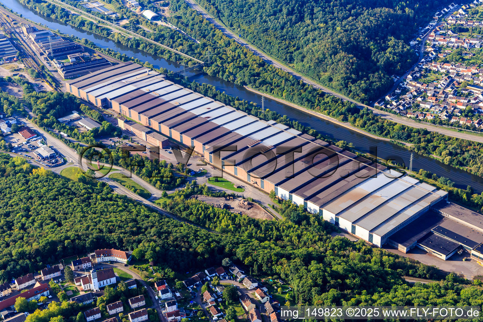 Walzwerk Nauweiler am Saarufer in Völklingen im Bundesland Saarland, Deutschland