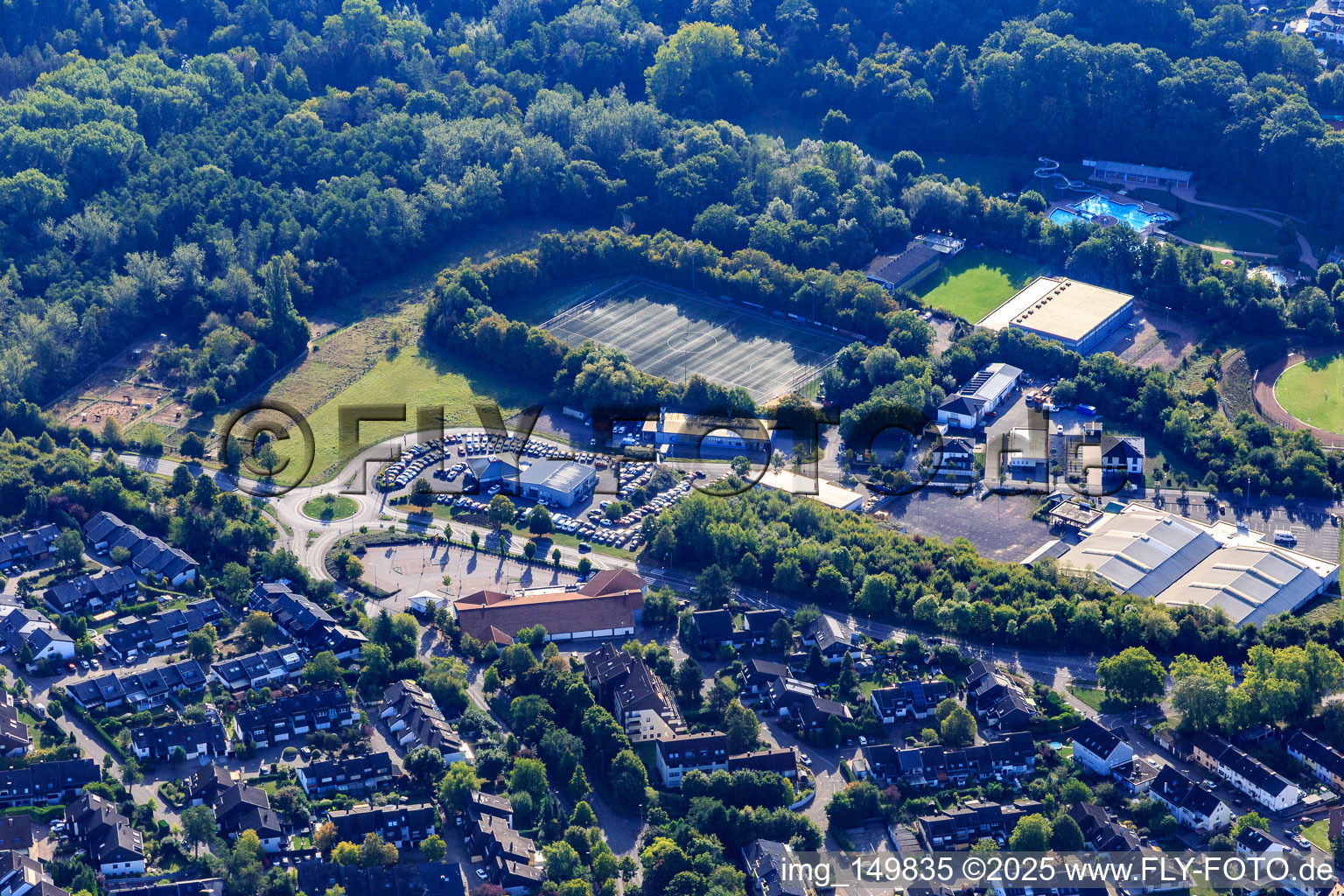 Hermann-Neuberger-Stadion,   Kunstrasenplatz Völklingen und  Erlebnisbad Köllerbachtal im Ortsteil Heidstock im Bundesland Saarland, Deutschland