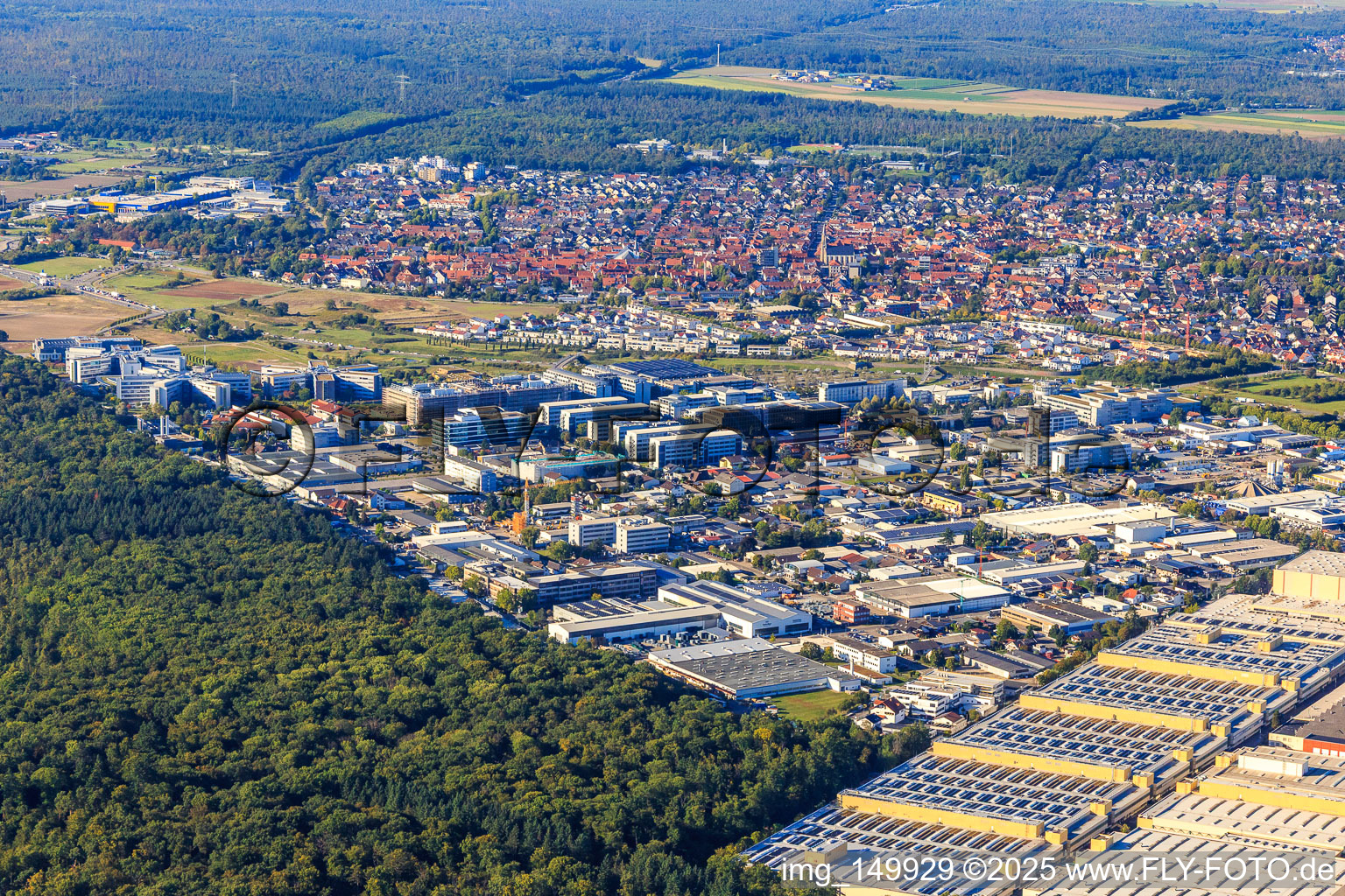 Luftbild von Industriegebiet mit SAP SE und Heidelberger Druckmaschinen AG aus Nordosten in Walldorf im Bundesland Baden-Württemberg, Deutschland