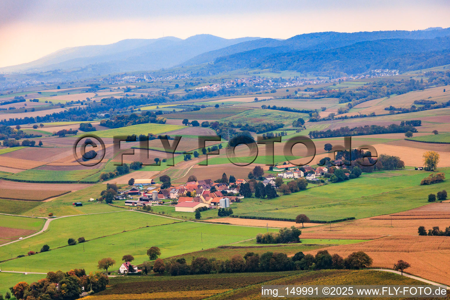 Deutschhof von Nordosten in Kapellen-Drusweiler im Bundesland Rheinland-Pfalz, Deutschland
