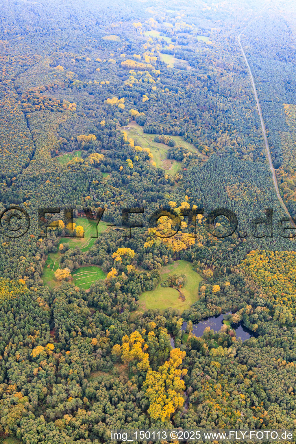 Lautertal im Bienwald an der deutsch-französichen Grenze in Schweighofen im Bundesland Rheinland-Pfalz, Deutschland