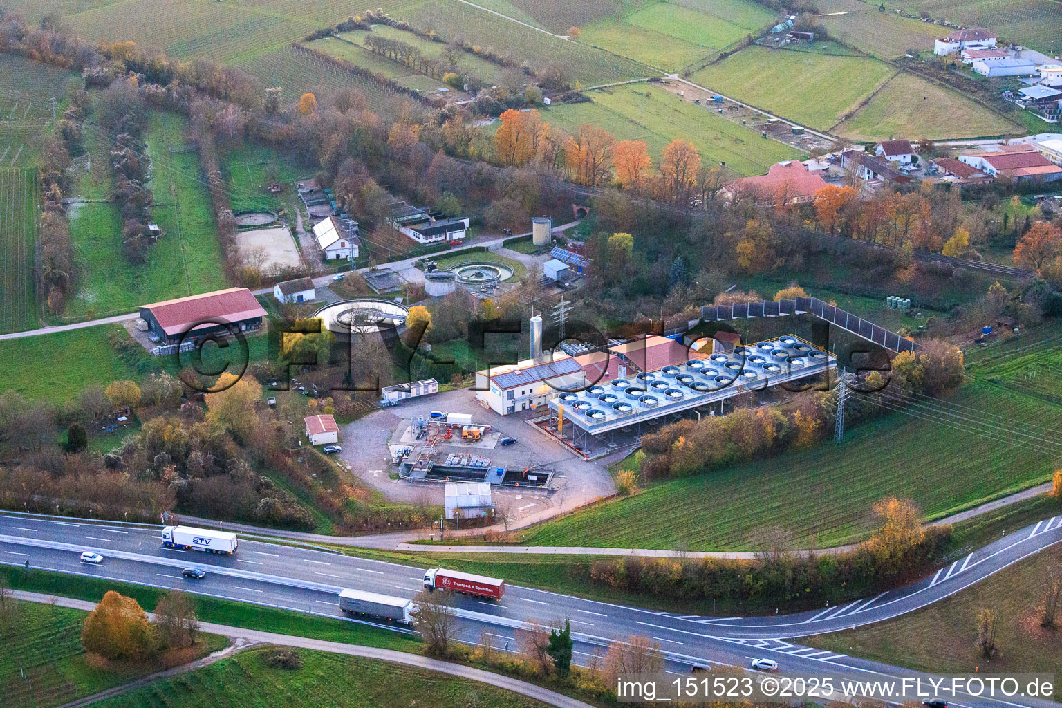 Luftbild von Geothermiekraftwerk Insheim zur Lithiumgewinnung durch die Vulcan Energy GmbH im Bundesland Rheinland-Pfalz, Deutschland