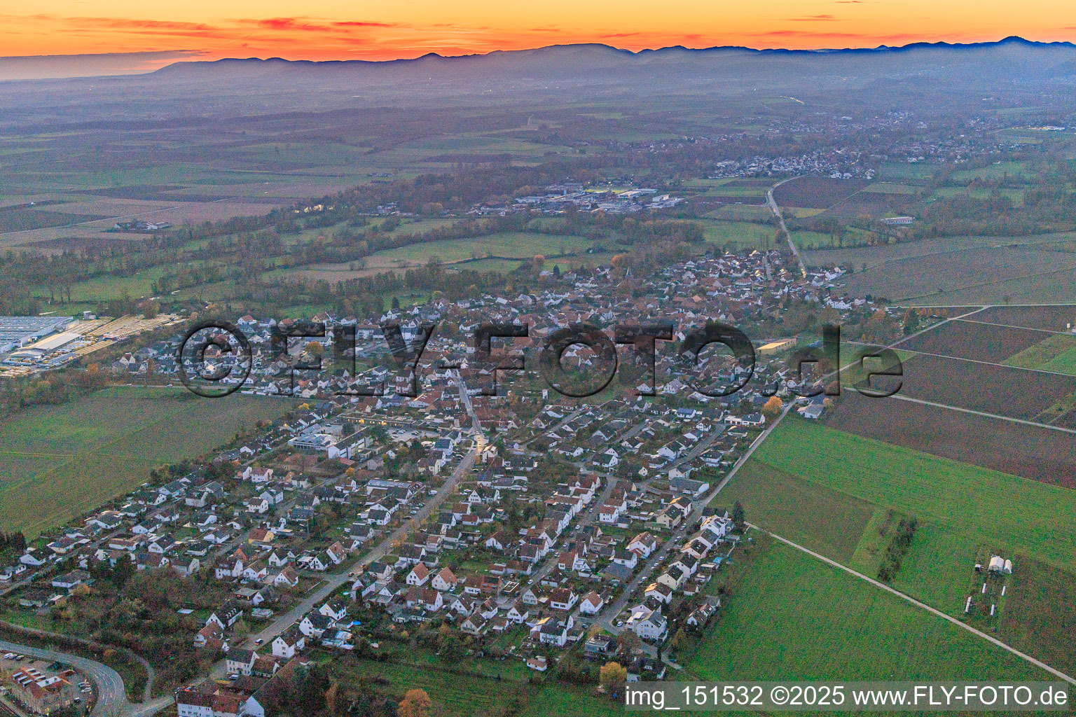 Rohrbach von Osten im Bundesland Rheinland-Pfalz, Deutschland